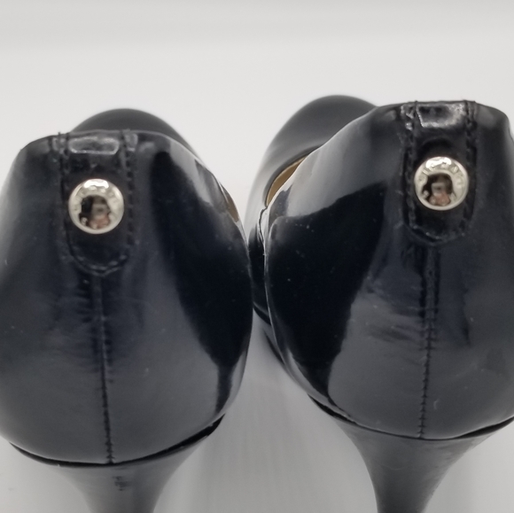 Women's Michael Kors Black High Heel Pumps Size 9M - Picture 5 of 7